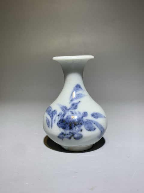 古玩陶瓷明末清初青花花卉紋玉壺春瓶拍賣,當前價格999元