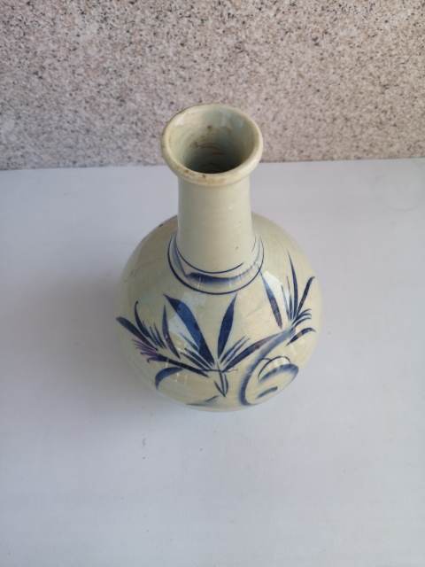 古玩陶瓷花卉紋青花瓶拍賣,當前價格580元