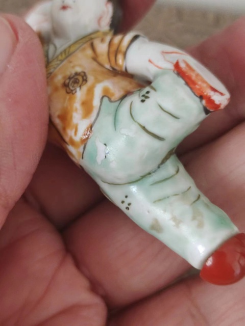 古玩陶瓷粉彩人物瓷塑鼻煙壺拍賣,當前價格1600元