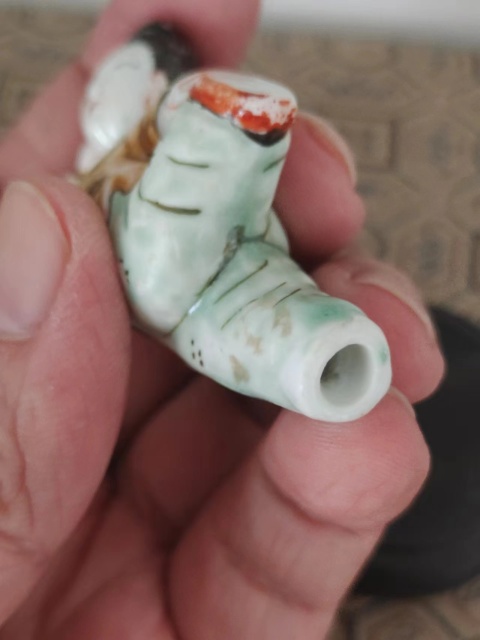 古玩陶瓷粉彩人物瓷塑鼻煙壺拍賣,當前價格1600元
