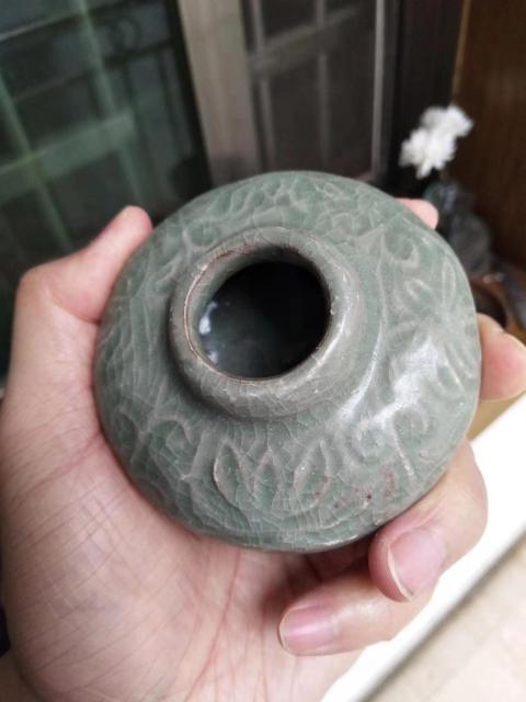 古玩陶瓷元龍泉暗花水盂拍賣,當前價格2000元
