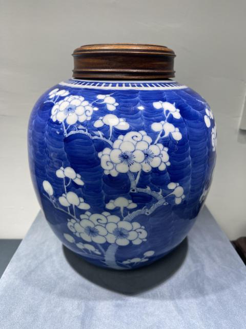 古玩陶瓷青花留白冰梅紋罐拍賣,當前價格6000元