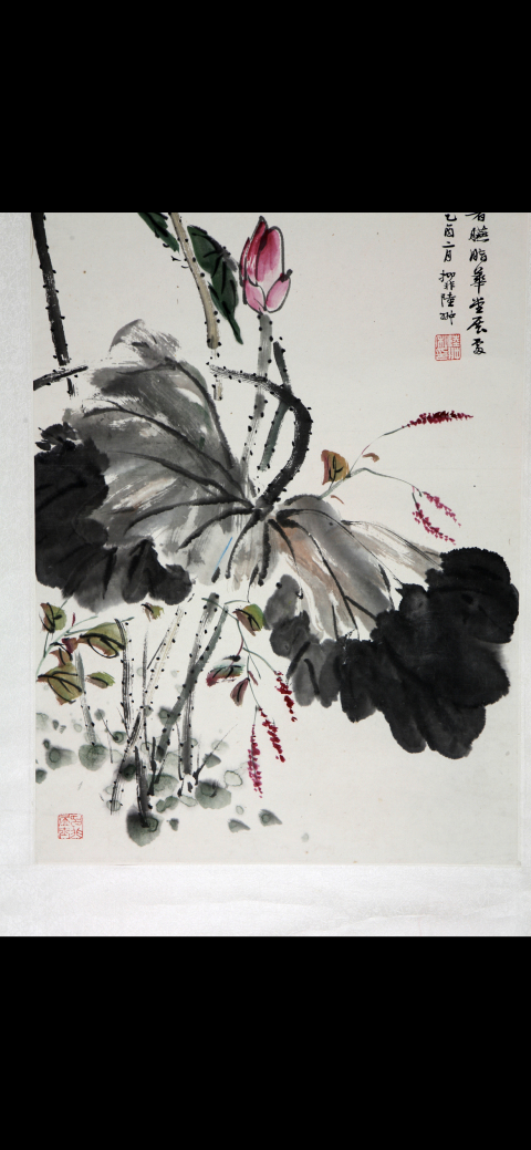 古玩字畫陸仰非款寫意花鳥立軸拍賣,當前價格60000元