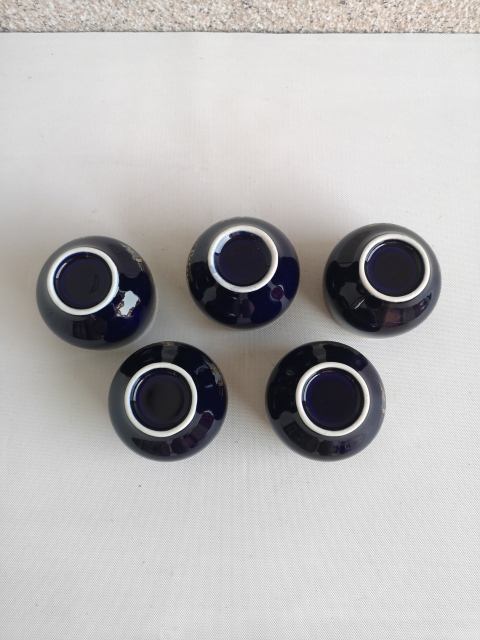 古玩陶瓷藍釉描金山水紋杯拍賣，當前價格260元