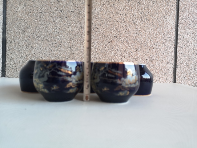 古玩陶瓷藍釉描金山水紋杯拍賣，當前價格260元