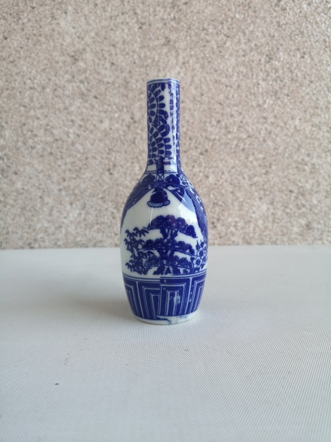 青花瓶拍賣，當前價格398元