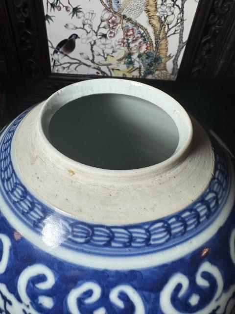 古玩陶瓷乾隆青花纏枝花卉紋蓋罐拍賣,當前價格2250元