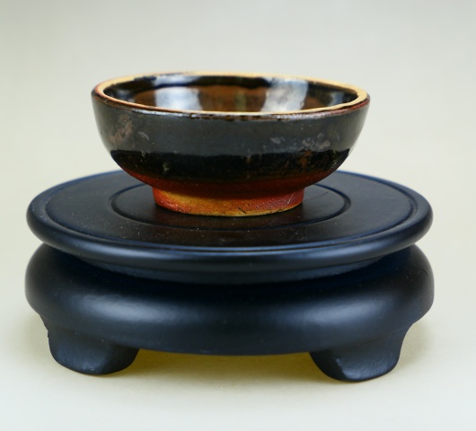 古玩陶瓷窯變黑釉茶盞拍賣,當(dāng)前價(jià)格720元