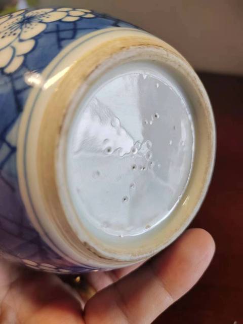 古玩陶瓷康熙青花冰梅留白罐拍賣，當前價格12000元