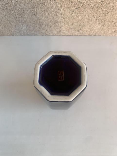 古玩陶瓷藍釉描金孔雀八方瓶拍賣，當前價格398元