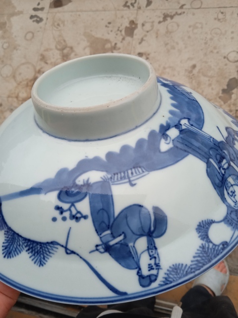 古玩陶瓷青花三星人物大碗。??窯裂拍賣，當前價格99元