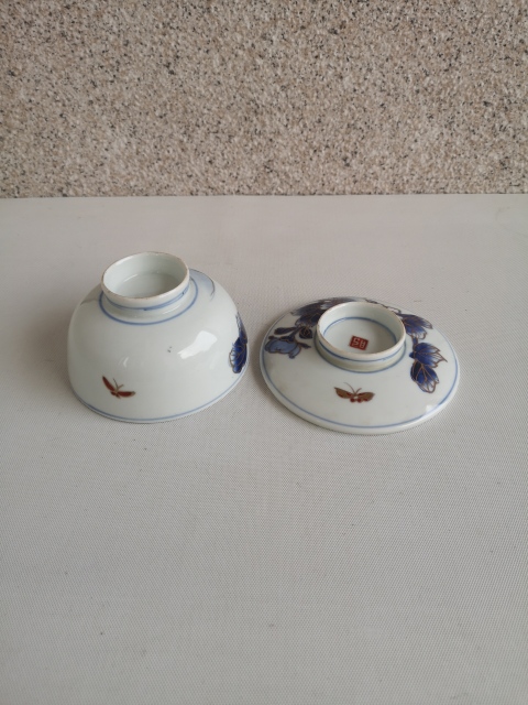 古玩陶瓷青花加彩描金蓋碗拍賣，當(dāng)前價(jià)格350元