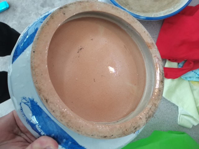 古玩陶瓷青花山水紋花盆一個(gè)不到30。兩個(gè)不到60拍賣,當(dāng)前價(jià)格777元