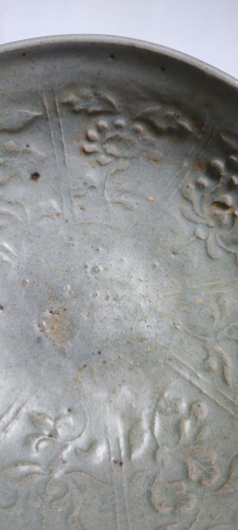 古玩陶瓷龍泉青瓷印花卉紋碗拍賣，當前價格1200元
