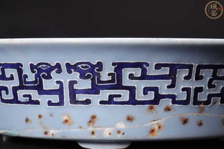 古玩陶瓷清乾隆 天藍釉青花夔龍紋折沿洗（官家重器）拍賣，當前價格13000元
