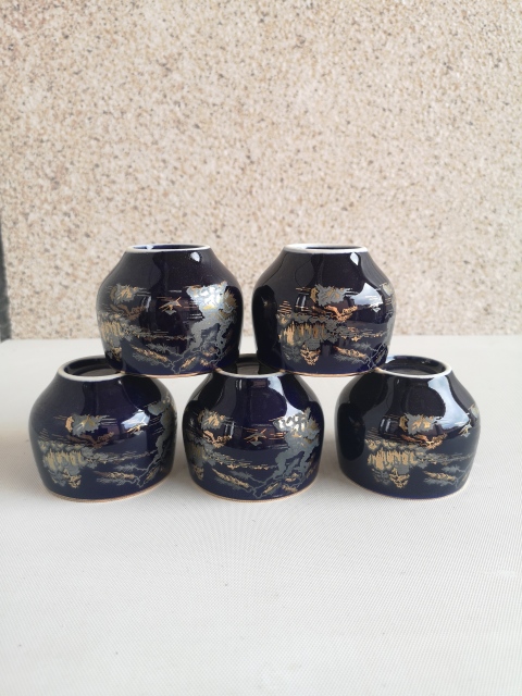 古玩陶瓷藍釉描金山水紋杯拍賣，當前價格260元