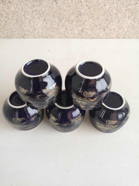 古玩陶瓷藍釉描金山水紋杯拍賣，當前價格260元