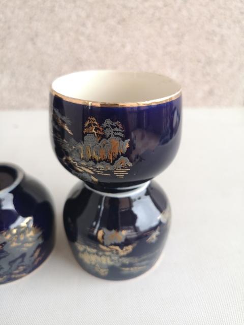 古玩陶瓷藍釉描金山水紋杯拍賣，當前價格260元