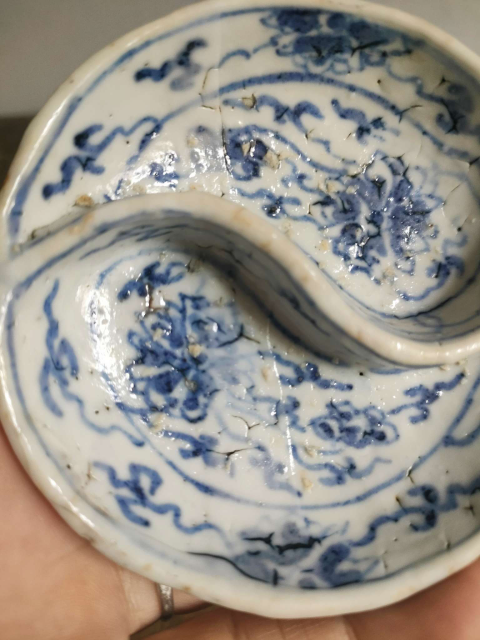 古玩陶瓷清康熙年制款青花纏枝花卉紋八卦型筆添拍賣,當前價格980元
