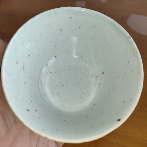 古玩陶瓷實物鑒定，清中期，豆青釉壓手杯，碟拍賣，當前價格699元