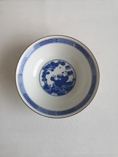 古玩陶瓷嬰戲紋青花碗拍賣,當(dāng)前價格198元