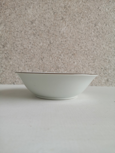 古玩陶瓷嬰戲紋青花碗拍賣,當(dāng)前價格198元