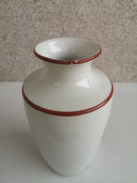 古玩陶瓷花卉紋撇口瓶拍賣,當前價格260元