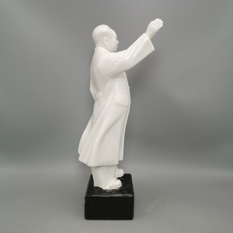 古玩陶瓷【實(shí)物保真】精品文革偉人白釉瓷塑拍賣(mài),當(dāng)前價(jià)格3100元