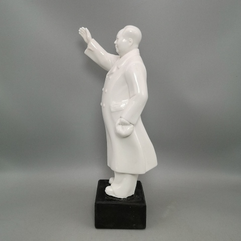 古玩陶瓷【實(shí)物保真】精品文革偉人白釉瓷塑拍賣(mài),當(dāng)前價(jià)格3100元