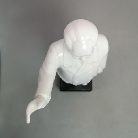 古玩陶瓷【實(shí)物保真】精品文革偉人白釉瓷塑拍賣(mài),當(dāng)前價(jià)格3100元