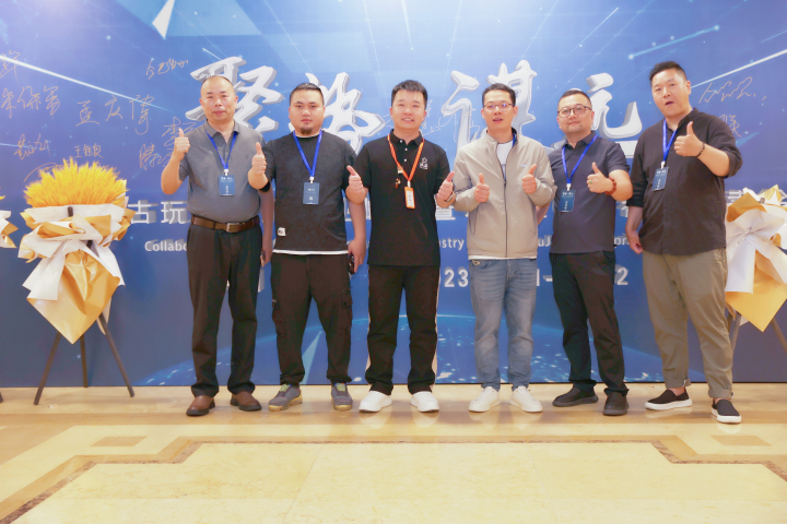 古玩陶瓷域鑒2023、2024年度最佳店鋪拍賣,當(dāng)前價(jià)格9999999元
