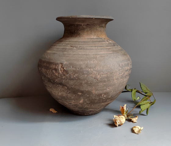 古玩陶瓷漢代·弦紋撇口罐【已實(shí)物鑒真】拍賣，當(dāng)前價(jià)格688元