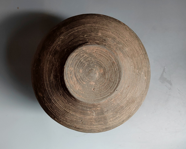 古玩陶瓷漢代·弦紋撇口罐【已實(shí)物鑒真】拍賣，當(dāng)前價(jià)格688元