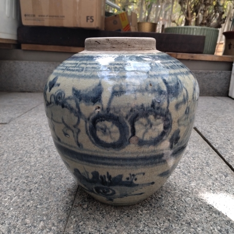 古玩陶瓷清早期八蠻進(jìn)寶青花罐拍賣,當(dāng)前價(jià)格9800元
