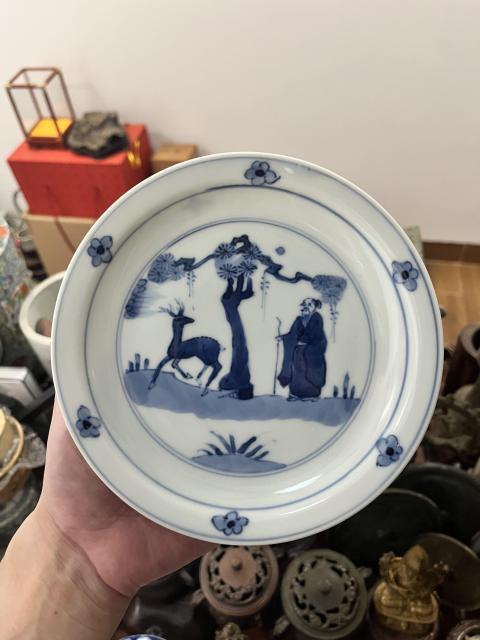 古玩陶瓷晚清人物松鹿紋青花盤拍賣，當前價格1399元