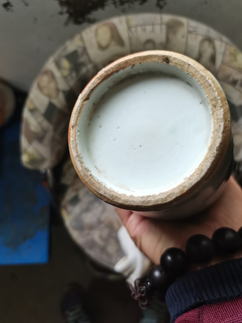 古玩陶瓷清中晚期豆青釉青花人物紋劉海戲金蟾雙耳瓶拍賣，當前價格466元