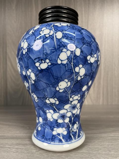 古玩陶瓷清康熙 極品青花冰梅圖梅瓶拍賣，當前價格399元