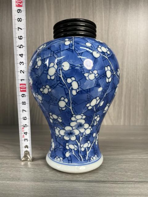 古玩陶瓷清康熙 極品青花冰梅圖梅瓶拍賣，當前價格399元