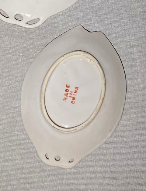 古玩陶瓷【民國  性價比數一，顯示創新創造力】花鳥壽字魚型盤拍賣，當前價格477元