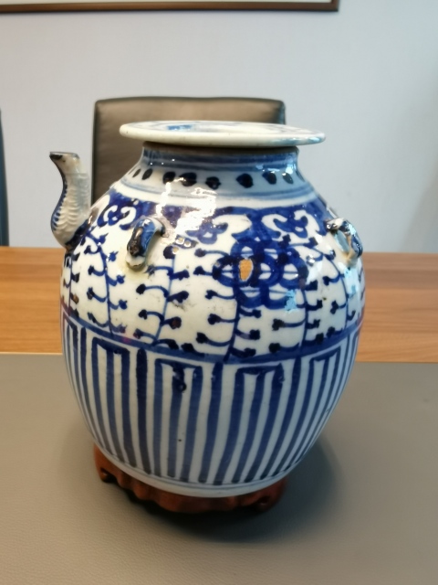 古玩陶瓷道光青花淡描花卉紋茶壺拍賣，當前價格650元