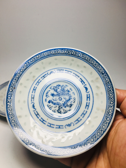古玩陶瓷青花龍紋玲瓏盤一對拍賣,當前價格0元