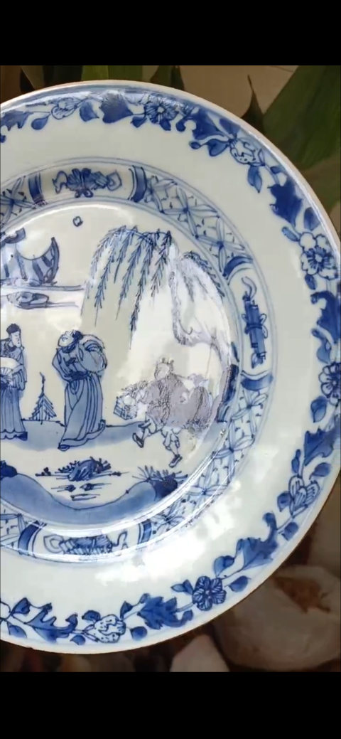 古玩陶瓷康熙·青花人物故事紋折沿盤真品鑒賞圖