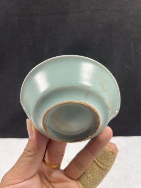 龍泉青磁。古美術。骨董品。殘片5本。標本。蓮瓣文。美品。宋時代。 古美術 観宝堂 - 龍泉窯 青磁陶片 | 古美術品専門サイト
