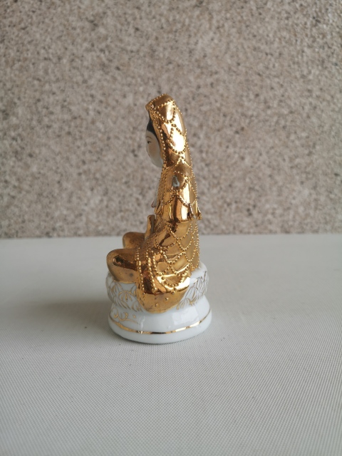 古玩陶瓷鍍金觀音塑像拍賣,當前價格288元