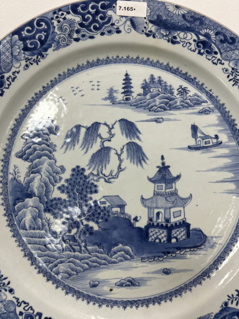 古玩陶瓷青花亭臺樓閣山水人物紋大盤拍賣，當前價格18000元