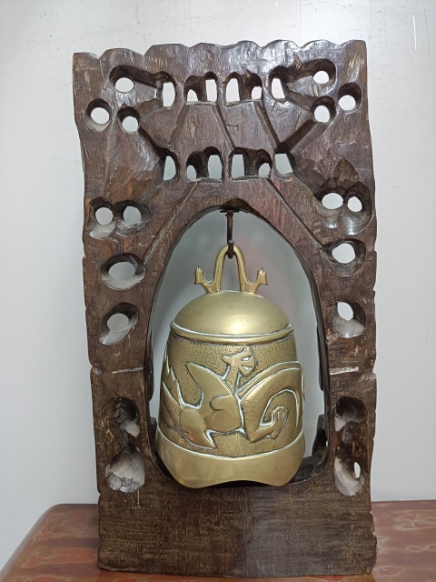 古玩陶瓷木鑲銀龍門銅鐘拍賣，當前價格3288元