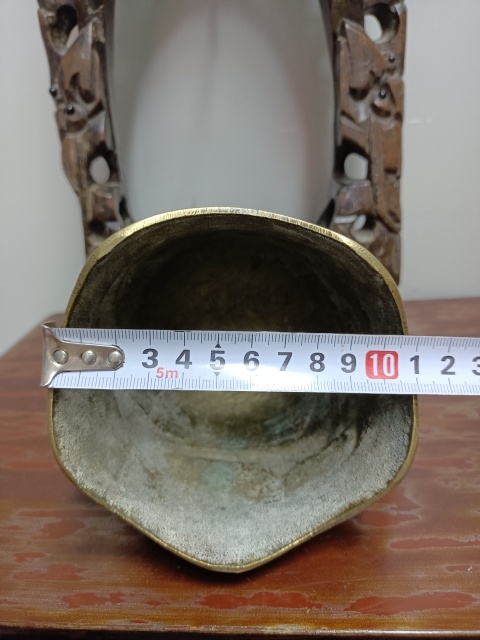 古玩陶瓷木鑲銀龍門銅鐘拍賣，當前價格3288元