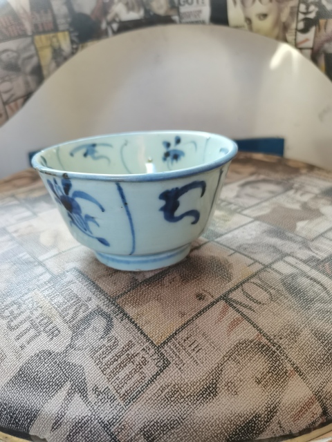 古玩陶瓷清代清早期青花花卉紋杯拍賣,當前價格799元