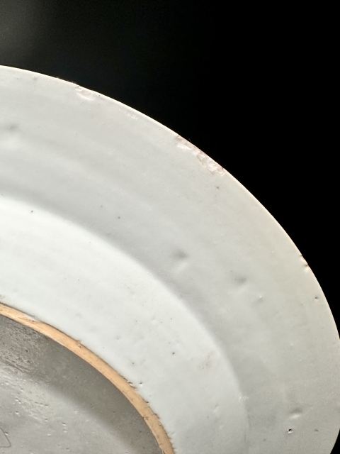 中国古美術品　清の乾隆時代　粉彩花卉洞石中皿　本物保証　23cm 中国古美術品 清の乾隆時代 粉彩花卉洞石中皿 本物