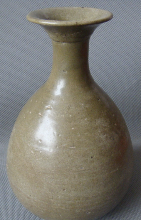 古玩陶瓷元末明初?茶葉末釉玉壺春瓶拍賣，當前價格2300元